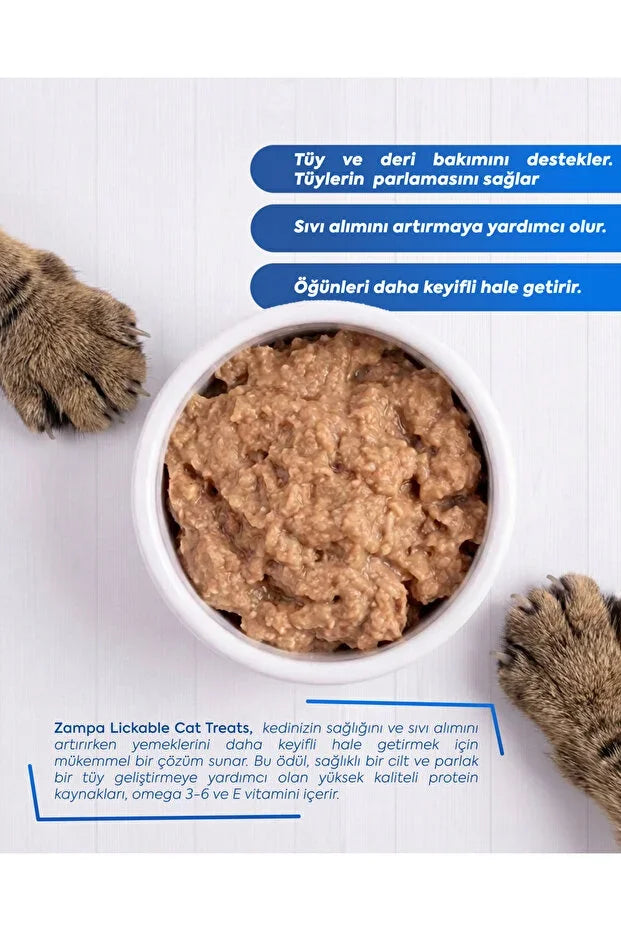 Ton balıklı kedi ödül maması kase içinde, yanında kedi patileri, üstte faydalar listelenmiş.